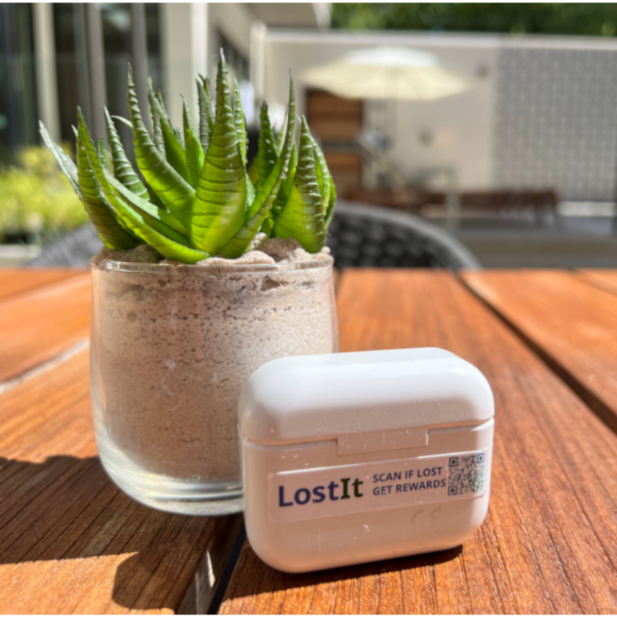 LostIt Tag stickers can be applied to any flat surface including earbuds and headphones