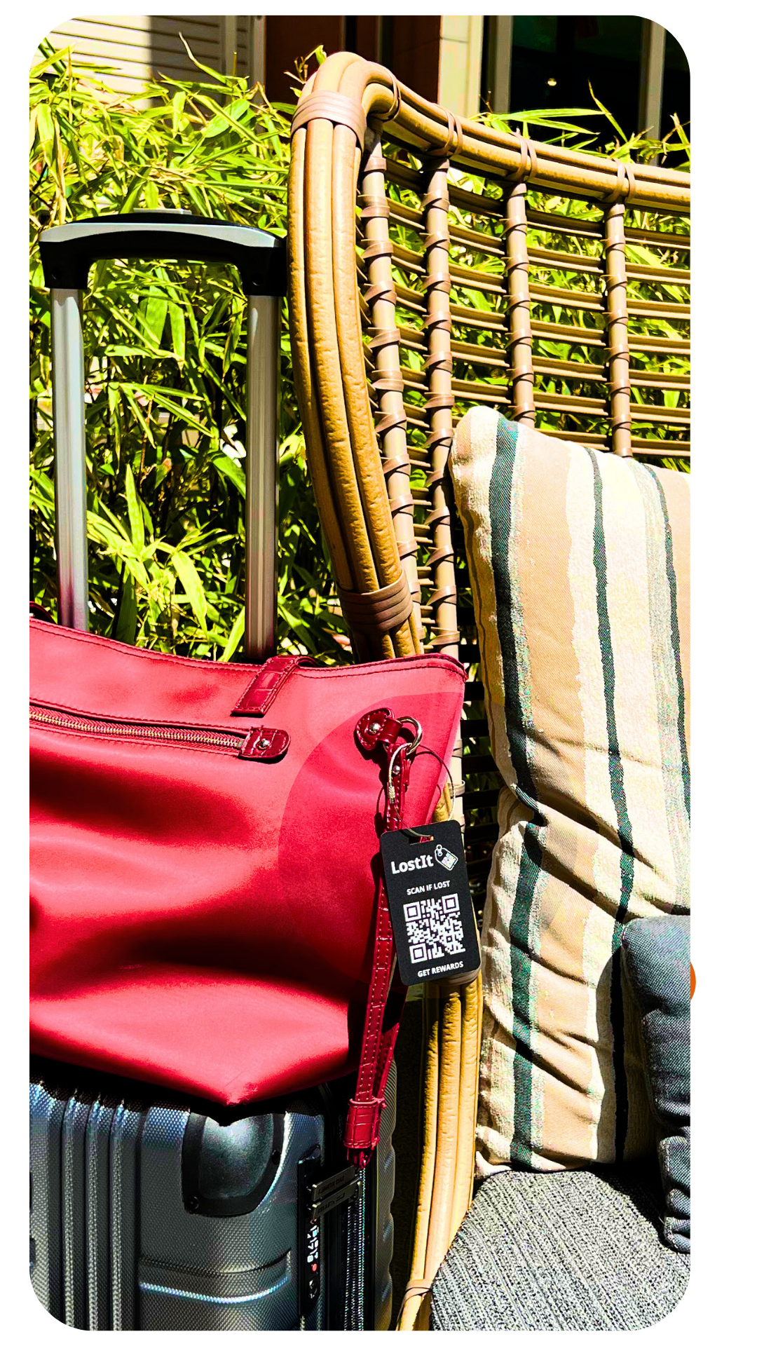 Earn free luggage tags every time a friend successfully applies your code